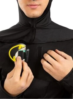 Disfraz De Batman TDK Lights On! - El Caballero Oscuro -Tienda De Cosplay disfraz de batman tdk lights on el caballero oscuro 1 2