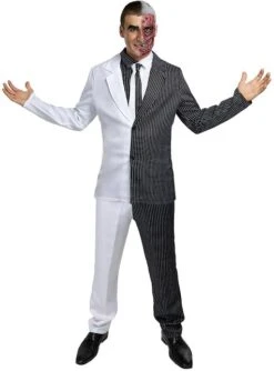 Disfraz De Dos Caras - Batman -Tienda De Cosplay disfraz de dos caras batman 1 2