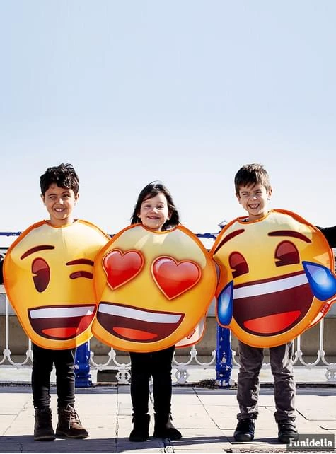 Disfraz De Emoji Sonriente Con Ojos De Corazón Infantil 4 Disfraz De Emoji Sonriente Con Ojos De Corazón Infantil - Imagen 2