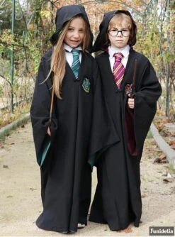 Túnica De Slytherin Deluxe Para Niño (Réplica Oficial Collectors) - Harry Potter -Tienda De Cosplay tunica de slytherin deluxe para nino replica oficial collectors harry potter 4