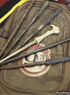 Varita De Harry Potter Ollivander (Réplica Oficial) -Tienda De Cosplay varita de harry potter ollivander replica oficial 4